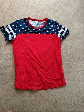 Women’s boutique Red and Navy Star Print Tee